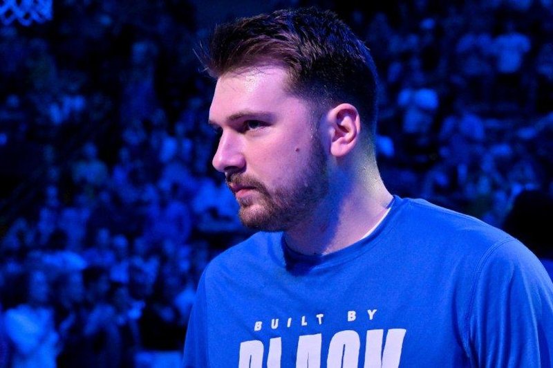 Tudi država želi pristaviti lonček: veljaki odhajajo na obisk k Luki Dončiću, vrhunec bo slovenski večer v ligi NBA (foto: Profimedia)