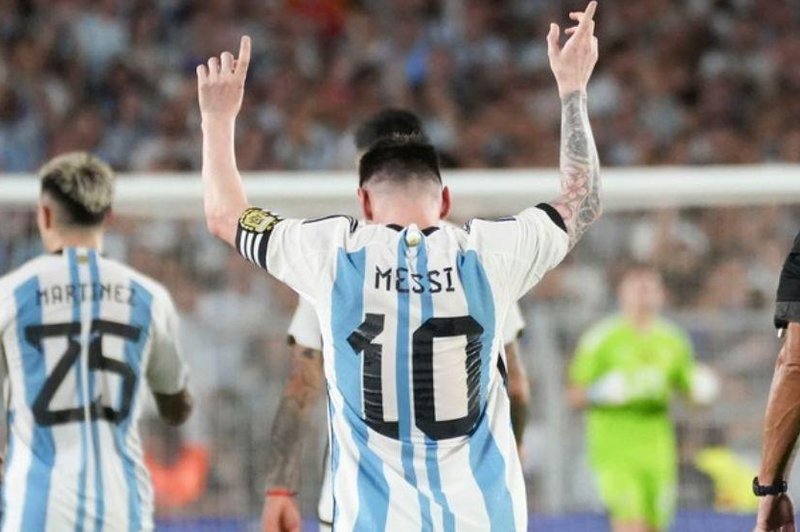 'Starčka', ki jima leta ne pridejo do živega: Messi do novega izjemnega mejnika v karieri, Ronaldo se veseli rekorda (foto: Profimedia)