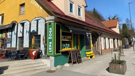 Počistili in začeli na novo: legendarni ljubljanski lokal zasijal v drugačni podobi (oglejte si fotografije)