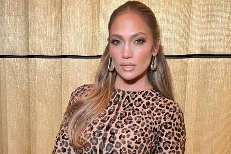 Ste vedeli, da ima Jennifer Lopez mlajšo sestro: podobnost je očitna (FOTO) (foto: Instagram/Jennifer Lopez)