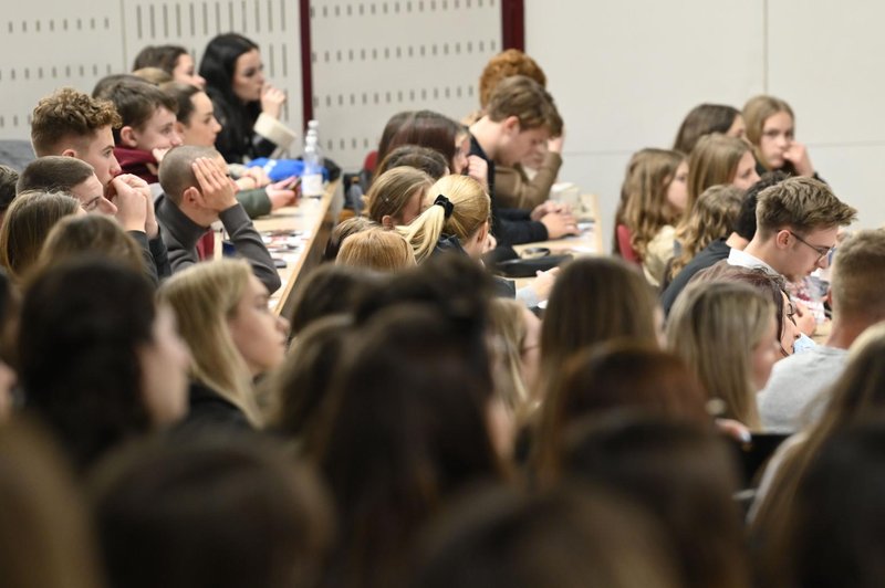 Drastično pomanjkanje študentskih ležišč v Ljubljani: ministrstvo bo zdaj ukrepalo (foto: Žiga Živulović j.r./Bobo)