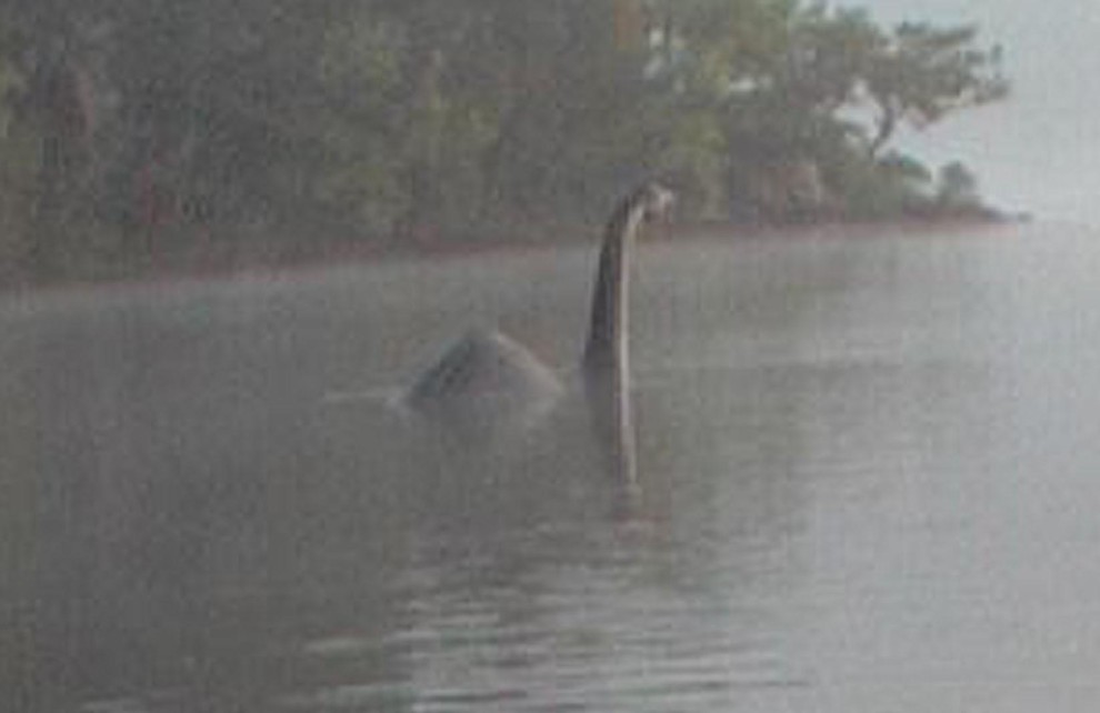 6. Loch Ness, Škotska Dom legendarne pošasti iz Loch Nessa ali Nessie, bitja, ki se že stoletja izmika znanstvenim dokazom.