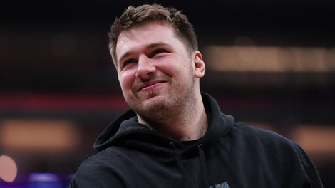 Luka Dončić na tržišče poslal nove športne copate: ene je poimenoval po blejskem jezeru (FOTO)