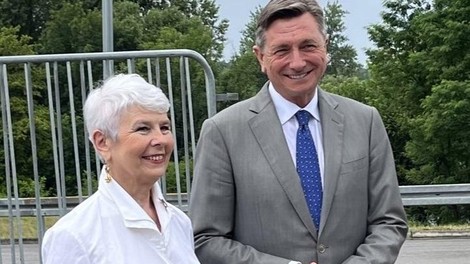 Srečanje Pahor-Kosor: vežejo ju številni pomembni dogodki in eden najdaljših političnih objemov, sta ga ponovila?