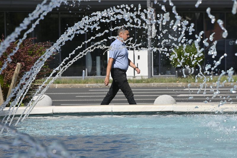 Vreme: vročina bo popustila, a ne za dolgo (foto: Žiga Živulovič jr./Bobo)