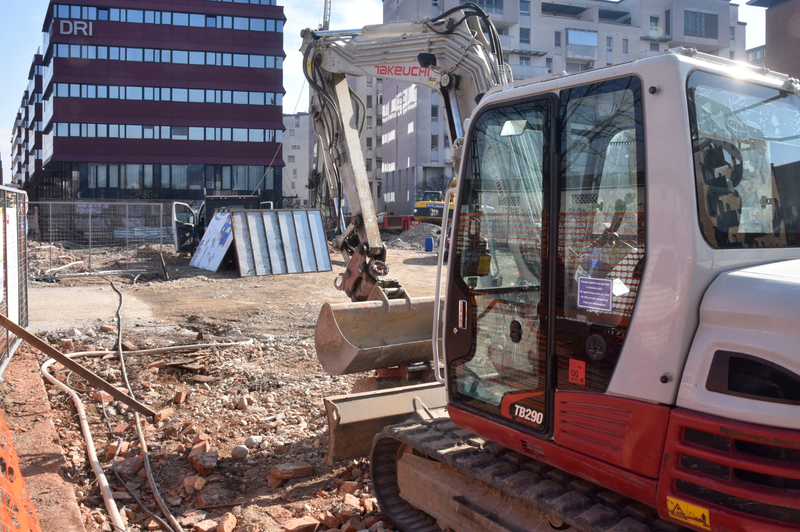 Ljubljana se spreminja v veliko gradbišče (zaradi gradbenih del v centru mesta bodo izselili več prebivalcev) (foto: Žiga Živulovič jr./Bobo)