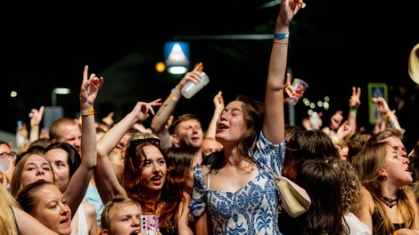 Začenja se festival Pivo in cvetje: kdo vse bo nastopil?