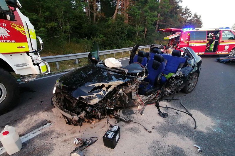 Odšla po pice, vendar se ni nikoli vrnila: silovito trčenje, ki je terjalo življenje 25-letnice (foto: Facebook/PGD Materija)