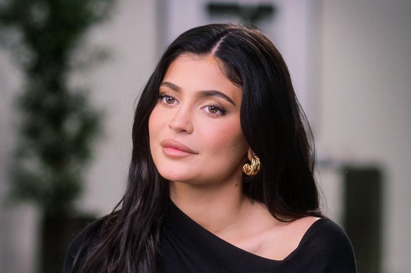 Novi TikTok filter, ki obrazu doda znake staranja, razburil celo Kylie Jenner (foto: Profimedia)