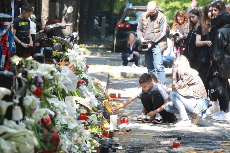 13-letnemu morilcu iz Beograda vprašanja postavili tudi starši žrtev (odgovori so šokirali) (foto: Profimedia)