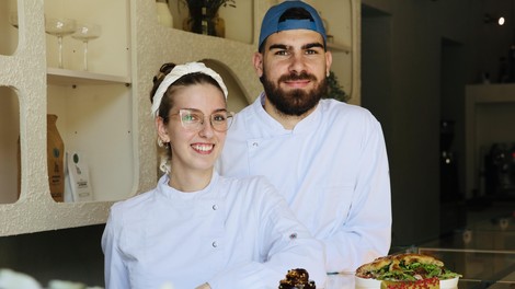 Monoporcijske tortice v francoskem slogu in italijanski gurmanski sendviči v središču Ljubljane? Spoznajte Yauya Patisserie!