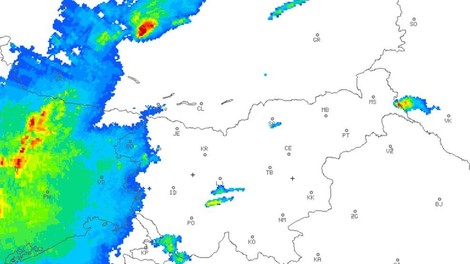 Slovenija, pripravi se! Spet zasvetil rdeči alarm, poglejte, kaj nas čaka (ANIMACIJA)