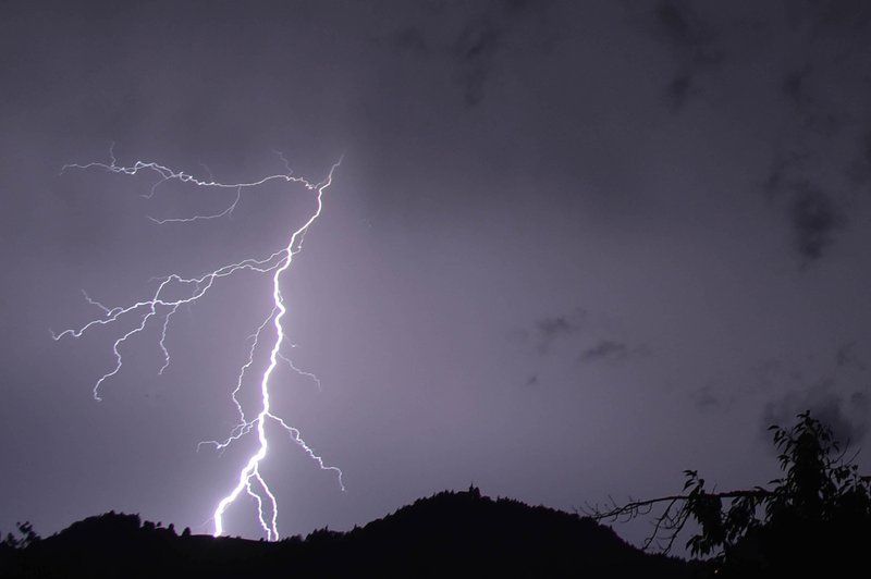 Kaj napovedujejo vremenoslovci? Takšno vreme se bo zgrnilo nad državo (foto: Srdjan Živulović/BOBO)