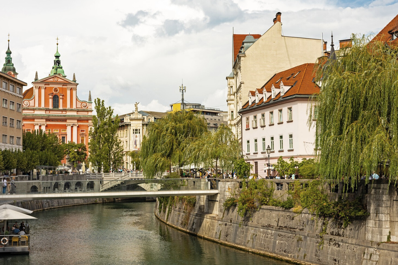 Ustavno sodišče ljubljanski občini premešalo štrene: bodo Ljubljančani ostali brez priljubljenega peš prehoda? (foto: Profimedia)