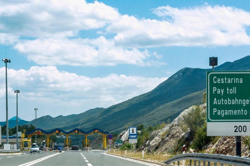 Na Hrvaškem kmalu ne bo več cestninskih postaj: bo novo cestninjenje po žepu udarilo prav turiste? (foto: Profimedia)