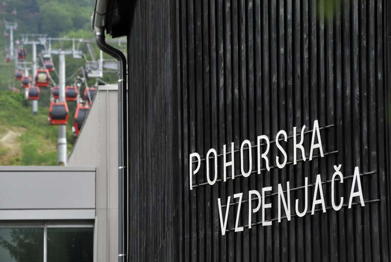 Velika sprememba glede uporabe dveh pomembnih parkirišč pri obleganem slovenskem smučišču