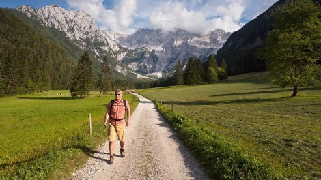 Turist rezervacijo opravil prek spleta, a ostal ob cesti: "Po tem, kar sem slišala, me obisk Slovenije res skrbi!"