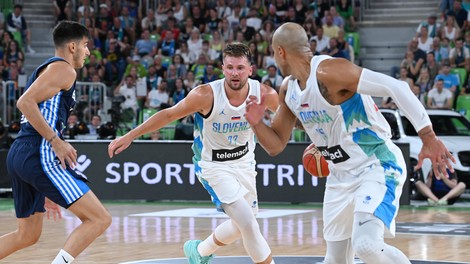 Luka Dončić navdušil v Stožicah, toda na koncu je Grčija ... (FOTO)