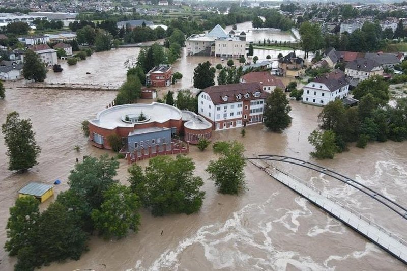 Ste v poplavah utrpeli škodo? Zavarovalnice sporočajo, da ... (foto: Facebook/Neurje.si)