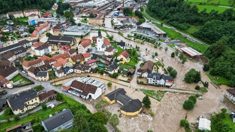 Zaradi poplav je več kot 16 tisoč Slovencev ostalo brez elektrike