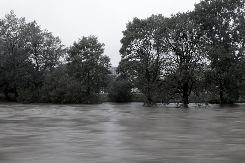 Poplave terjale še eno življenje: to je že peta smrtna žrtev, ki je posledica ujm (foto: Borut Živulovič/Bobo)