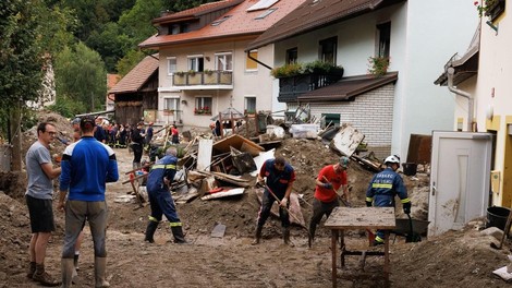 Dobra novica za prizadete v poplavah: znesek na položnici bo občutno nižji