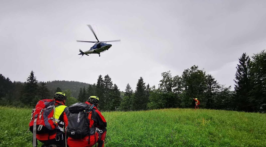 En dan, pet reševanj: gorski reševalci so imeli polne roke dela (foto: Facebook/Gorska reševalna zveza Slovenije)