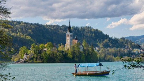 Na Bledu izginil mladi Irec, žal se ni končalo dobro