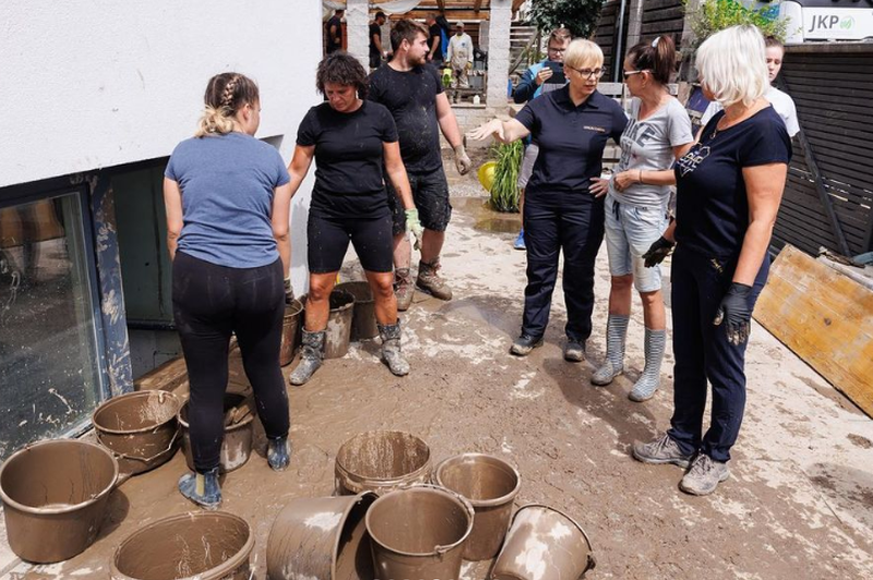 Slovenska plemenitost: Pirc Musarjeva z ganljivim sporočilom za vse, ki pomagajo drugim (foto: Instagram/Nataša Pirc Musar)