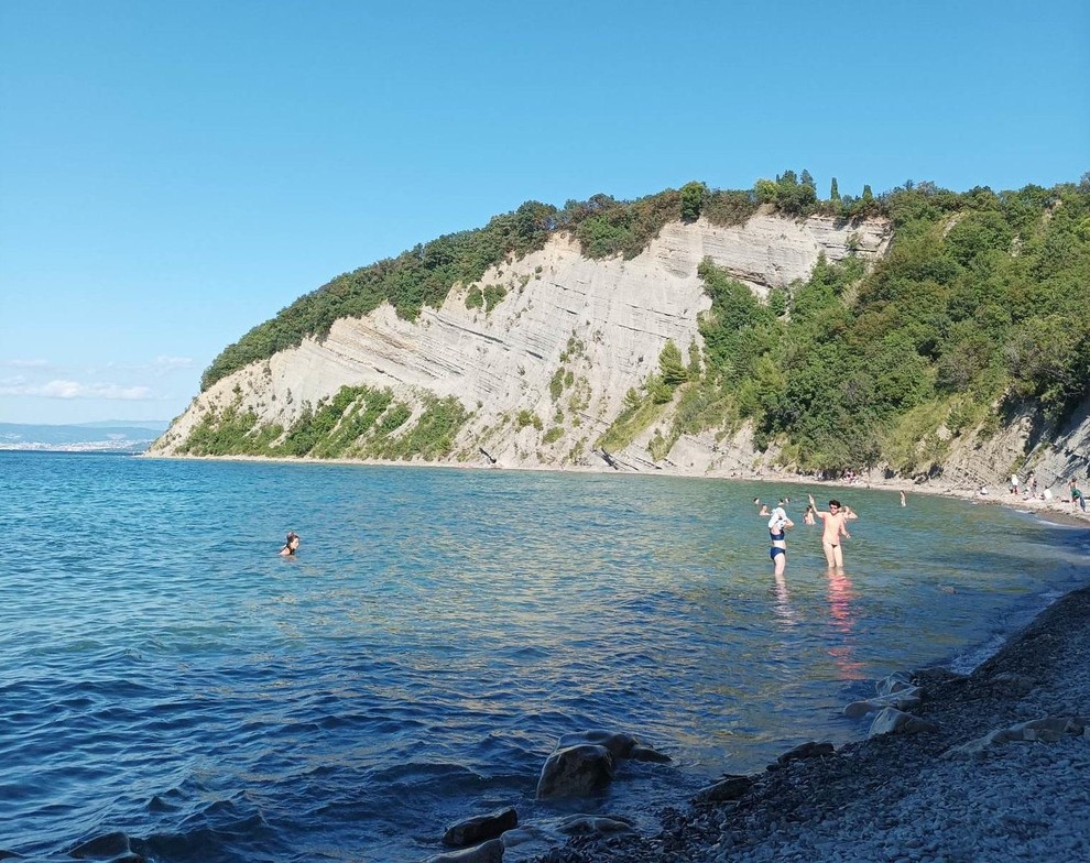 Je to najlepša slovenska plaža? Čeprav jo težko najdejo, so turisti nori nanjo!