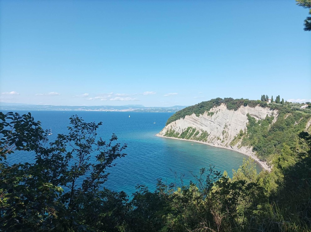 Je to najlepša slovenska plaža? Čeprav jo težko najdejo, so turisti nori nanjo!