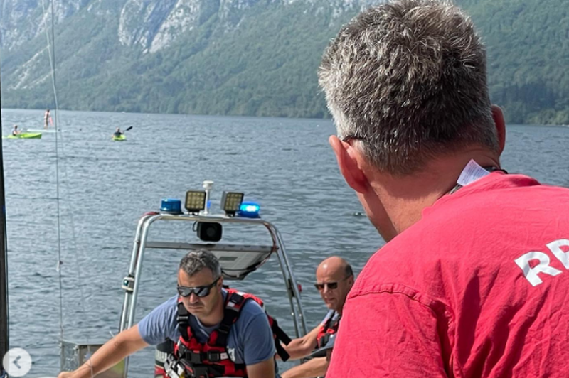 Tragična nedelja na Bohinjskem jezeru: umrl 50-letnik (foto: Instagram/PRS Bled)