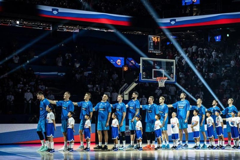 Luki Dončiću in soigralcem resno opozorilo pred tretjo tekmo SP: za Slovenijo je to ključna tekma, saj ... (VIDEO) (foto: FIBA)