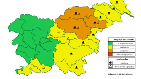 Za del države izdano oranžno opozorilo (možne so poplave)