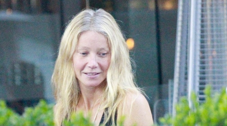 Poglejte, kako je videti sin Gwyneth Paltrow, paparaci so ju končno ujeli skupaj (FOTO) (foto: Profimedia)