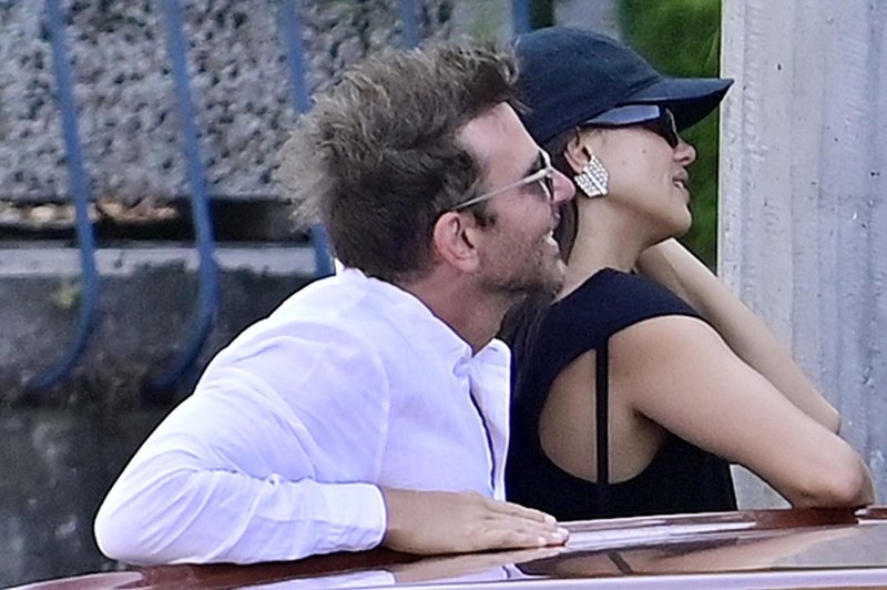 Stara ljubezen še ni pozabljena? Bradley Cooper v Benetkah s svojo nekdanjo izbranko: iskrice se krešejo (FOTO) (foto: Profimedia)