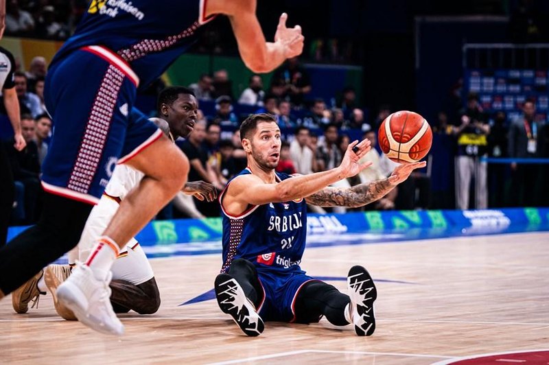 Spektakularno! Zgodovina košarke se je spisala na novo, okronana država, ki ni slavila še nikdar (VIDEO) (foto: FIBA)