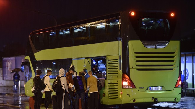 Flixbus na avtocesti pozabil 13 potnikov! Ostali so brez besed, ko so jim predlagali rešitev (foto: Žiga Živulović j.r./Bobo)