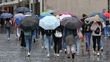 Dež ne pojenja: v Sloveniji sta padla dva padavinska rekorda