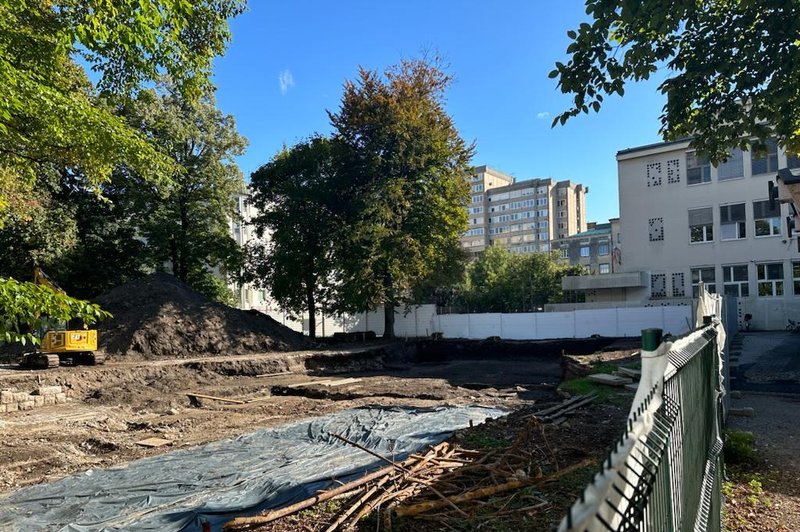 Na mestu stare vile v središču prestolnice bodo zrasla stanovanja, ki jih ne bo mogoče kupiti (preverite, zakaj) (foto: Uredništvo)