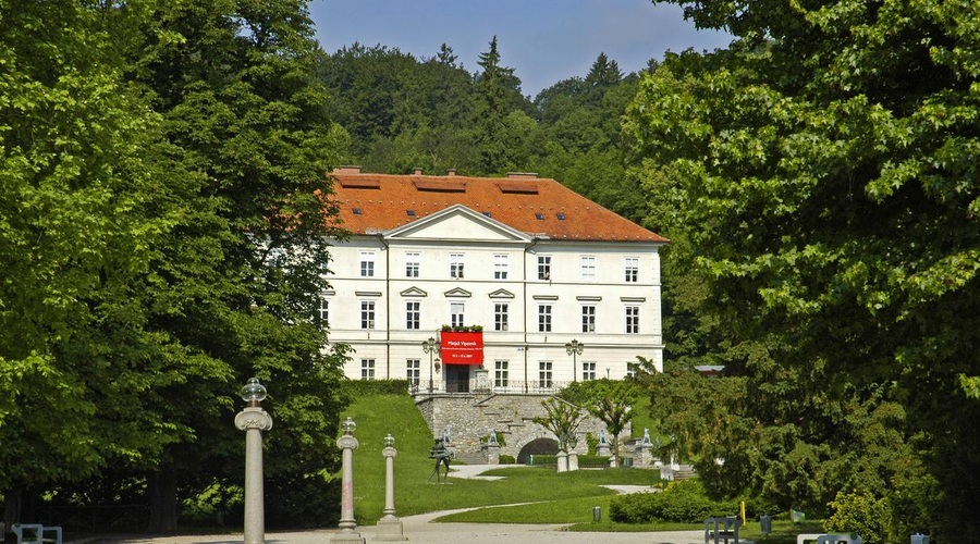 Zakaj največji mestni park v Ljubljani nima javnih stranišč? "Ureditev ni preprosta, ker ..." (Mestna občina odgovarja) (foto: Profimedia)