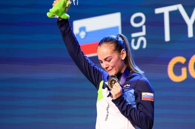 V Sloveniji zavrnjena, na tujem več kot dobrodošla: nedopustna zgodba o tem, kako je nadarjena športnica ostala brez vpisa na univerzo (foto: Facebook/Tyra Barada)