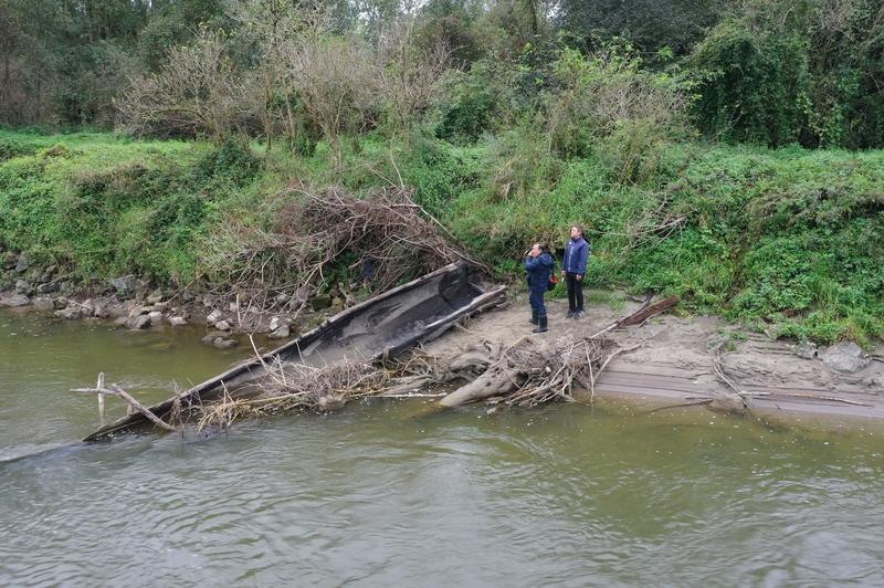 Izjemna najdba v Muri: reka naplavila predmet iz prazgodovine (foto: STA)