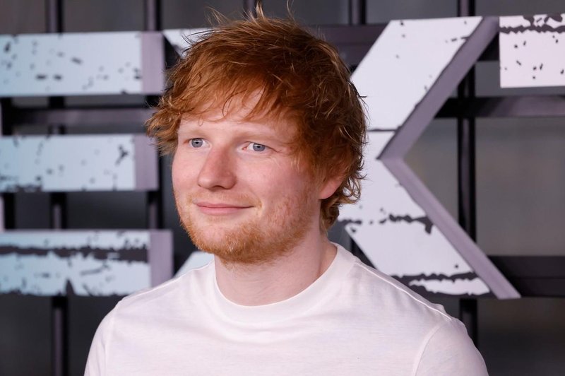 Ed Sheeran razkril, zakaj je na svojem dvorišču zgradil grobnico (razlog je žalosten) (foto: Profimedia)