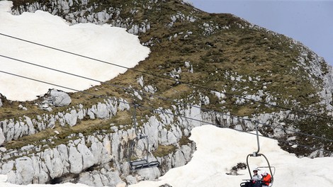 Kanin še vedno z začasno prepovedjo obratovanja, usoda prenove ni znana