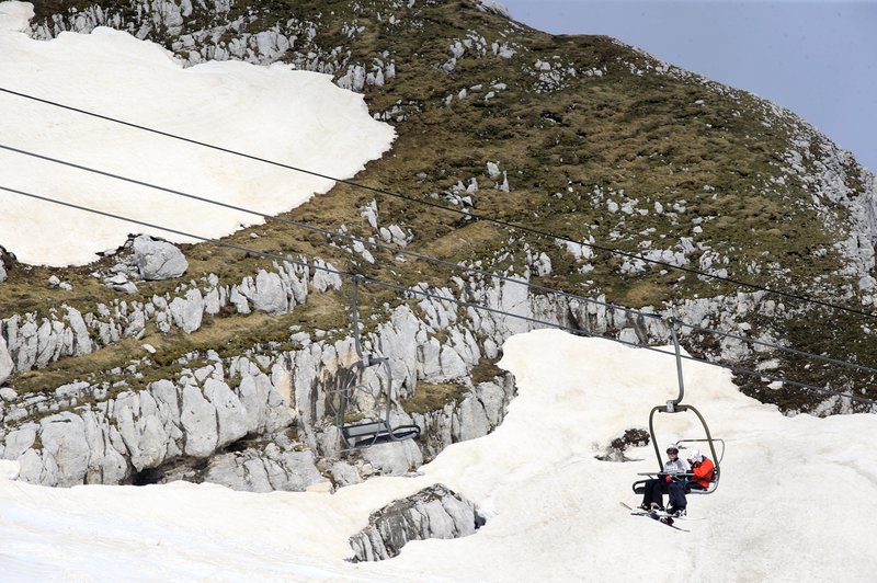 Kanin še vedno z začasno prepovedjo obratovanja, usoda prenove ni znana (foto: Bobo/Borut Živulovič)