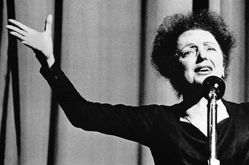 Življenje, polno razočaranj, tegob in neresnic: mineva 60 let od smrti Edith Piaf (foto: Profimedia)