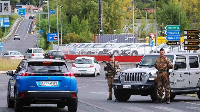 Italija podaljšuje nadzor na meji s Slovenijo (foto: Tomaža Primožič FPA/BOBO)