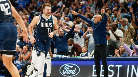 Izjemni Luka Dončić z odločilno trojko in 49 točkami popeljal Dallas do nove zmage