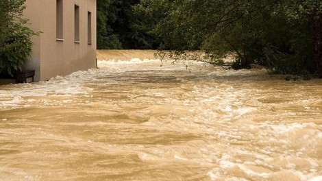 V Posočju bo spet hudo. Možnost katastrofe, na udaru predvsem priljubljeni turistični kraj